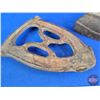 Image 3 : Sad Iron & Trivet (Iron Measures: 5"H x 3-1/4"W x 6"D)