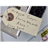 Image 10 : Antique Singer Model 20 "Sewhandy" Hand Crank Miniature Sewing Machine  (RARE!)