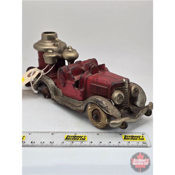 Antique Cast Iron Toy : Fire Truck (Made in USA)