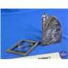 Image 3 : Sad Iron w/Trivet (5-1/2"L)