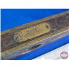 Image 2 : Stanley Wood & Brass Level (3"H x 26"L x 1-1/4"D)