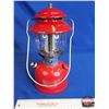 Image 3 : Coleman Lantern : Model 200A Made In Wichita, Kansas, USA (c. 1978) (Measures : 12"H)