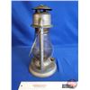 Image 2 : Barn Lantern : Dietz No.2 Blizzard (N.Y. USA) (Measures : 15"H)