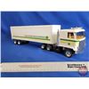 Image 2 : John Deere Parts Express Cabover Truck & Trailer (ERTL) (Measures : 5"H x 3-1/2"W x 19"L)