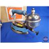 Image 8 : Coleman Iron No. 4-A w/ Original Box, Trivet, Pump, & Wrench (Box Measures : 7-1/2"H x 12"W x 4"D)