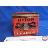 Image 2 : Union Leader Cut Plug Tobacco Lunch Pail (Measures : 4-1/2"H x 7-1/2"W x 5"D)