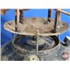 Image 8 : Coleman Model 457G Handy Gas Plant (Measures : 16"H x 12"Dia)