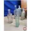 Image 2 : Apothecary Bottles (15) w/ Wooden Box (Box Measures : 4"H x 10"W x 6"D)