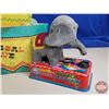 Image 7 : Tin Toys : Bubble Blowing Elephants (2) (Battery Operated) (Untested) w/ Laco Lamps Cardboard Displa