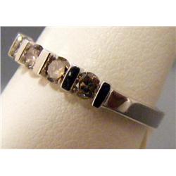 14k (5) Stone Diamond Ring .40ctw 2.3 grams