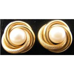 10k Genuine Pearl Earrings
