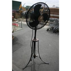 Holmes Metal Floor Fan
