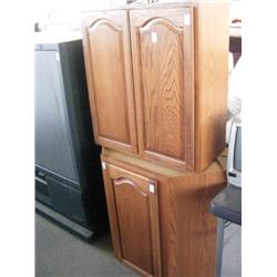 2 Upper Kitchen Cabinets