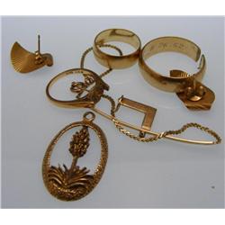 Bag Lot of Scrap Gold Jewelry 21.4 grams
