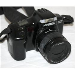 Minolta Maxxum 5000i Camera