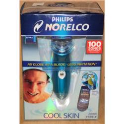 Norelco Men's Shaver-- New