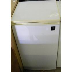 GE Bedroom Fridge