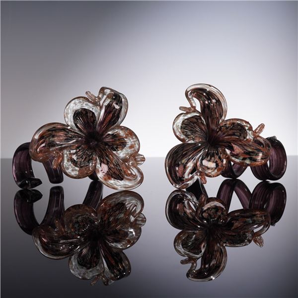 2pc Art Glass Flower Sculptures with Twisted Stems
