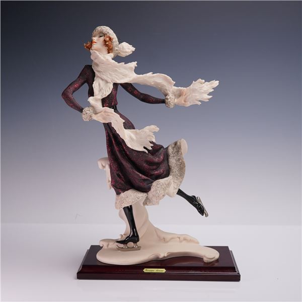 Giuseppe Armani Figurine, Skating Winter