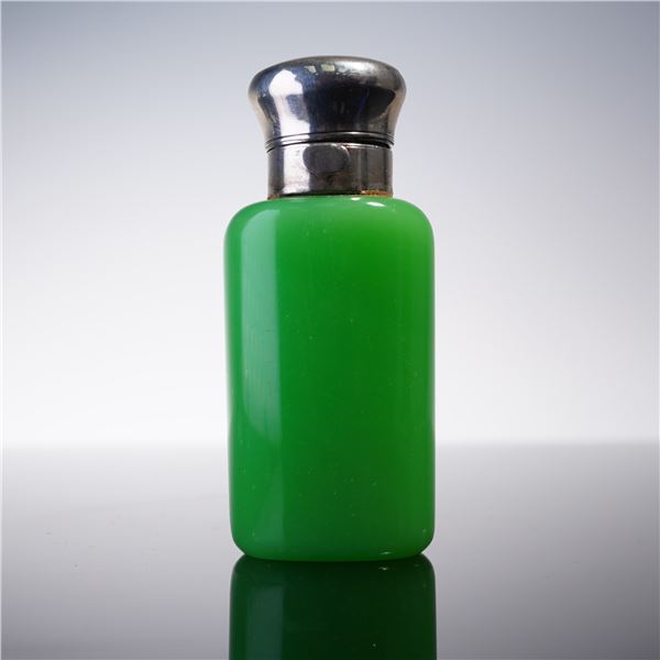 English Silverplate and Metal-Mounted Green Opaline Glass Scent Bottle