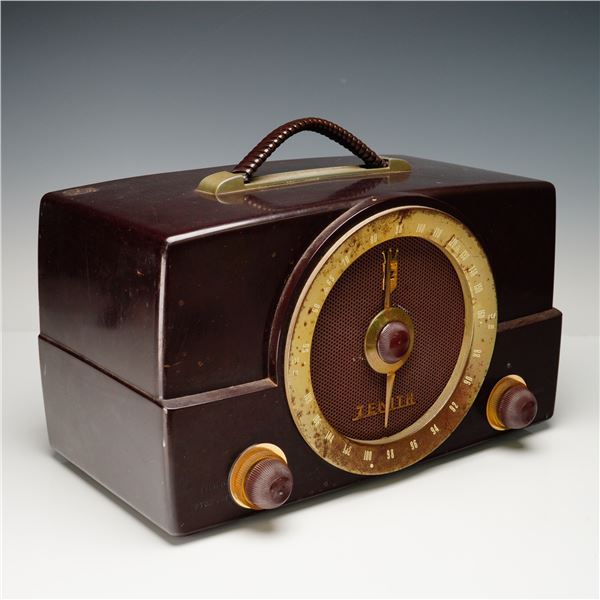 Mid-Century Zenith Model S-17787 Bakelite Tube Radio