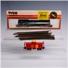 Image 2 : 8pc HO Scale Train Lot of Accessories & Landscaping Supplies