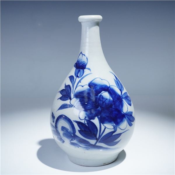 Japanese Blue and White Porcelain Bottle Vase