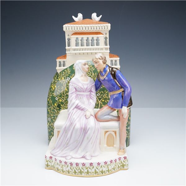 Royal Doulton Porcelain Figurine, Romeo & Juliet HN3113