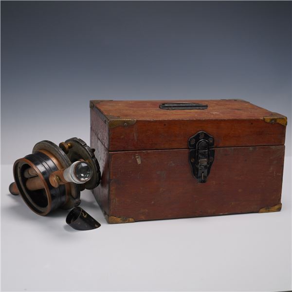 WWII Era U.S. Navy Optical Azimuth Circle Telescope in Fitted Wooden Case