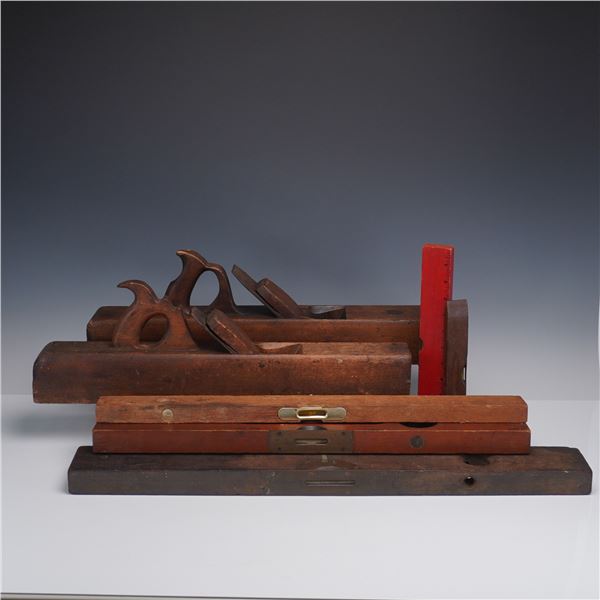 7pc Vintage and Antique Woodworking Tool Group