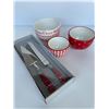 Image 4 : Cambridge Silversmiths Cake Knife & Server + Ceramic Bowls