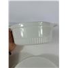Image 6 : Set of 4 Fire-King White Milk Glass Baking Dishes
