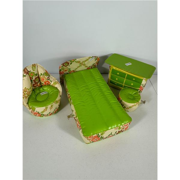 1970s Vintage Zee Toys Inflatable Barbie bedroom