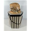 Image 2 : Vintage Straw Hat with Rose Trim, in Striped Hat Box