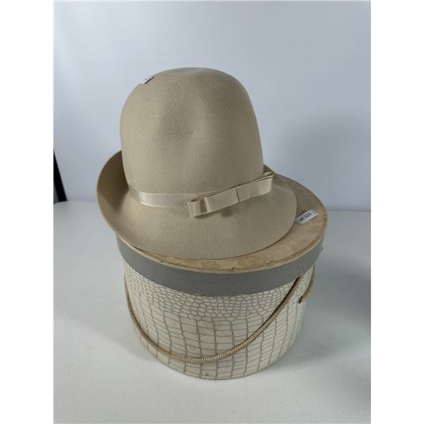 Miss Shari Cream Hat with Hat Box