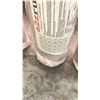 Image 3 : WHITE 200CM X 290CM TURKISH AREA RUG