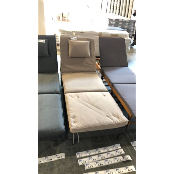 BROWN PATIOFLARE LIGHT WEIGHT - 6 CM THICK CUSHION LAURA LOUNGER *IN BOX*