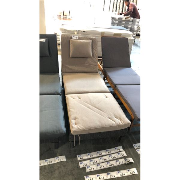 BROWN PATIOFLARE LIGHT WEIGHT - 6 CM THICK CUSHION LAURA LOUNGER *IN BOX*