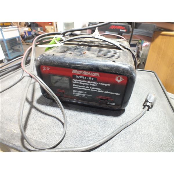 Motomaster battery charger
