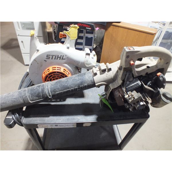 2 stihl blowers