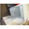 Image 2 : Danby Mini Fridge