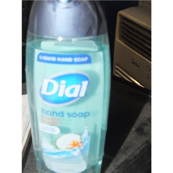 12 Bottles Of Dial Had Soap