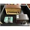 Image 1 : Small Vintage Radios - 3