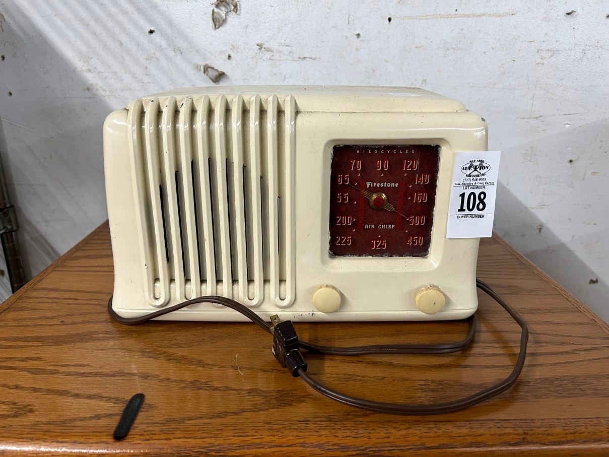 Firestone Air Chief Vintage Radio - Bay Area Auction Services