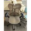 Image 1 : Contemporary Brown Secretarial Chair