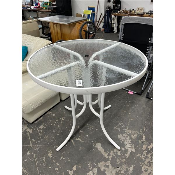 White w/Glasstop Patio High Bar Table