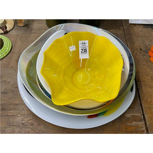 Decorator, Art Glass Bowls - 4