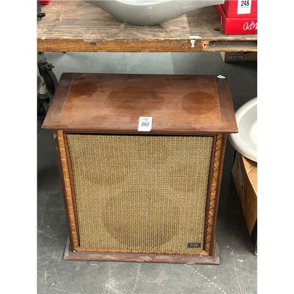 Wharfdale Vintage Speaker