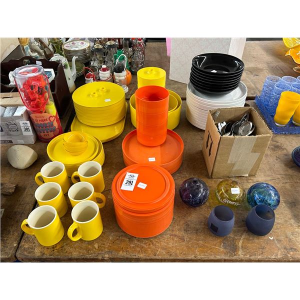 Dinner Bowls, Plastic Dinnerware w/Liquid Candle Bases, Mugs