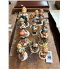 Image 1 : 10-Hummel Figurines - 10 X $